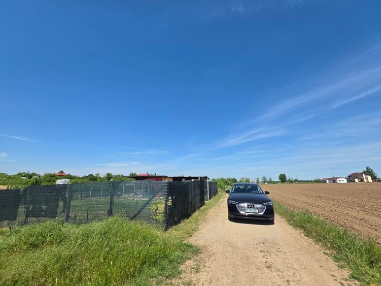 Teren Construcții intravilan de 1200 mp, în Varlaam