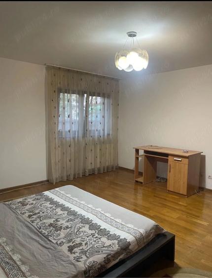 Casă cu 3 camere cu Teren 100 Mp în Foișorul de Foc