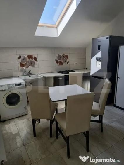 Casă cu 5 camere cu Teren 100 Mp în Central