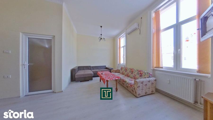 Apartament cu 2 camere semidecomandat, mobilat în Central