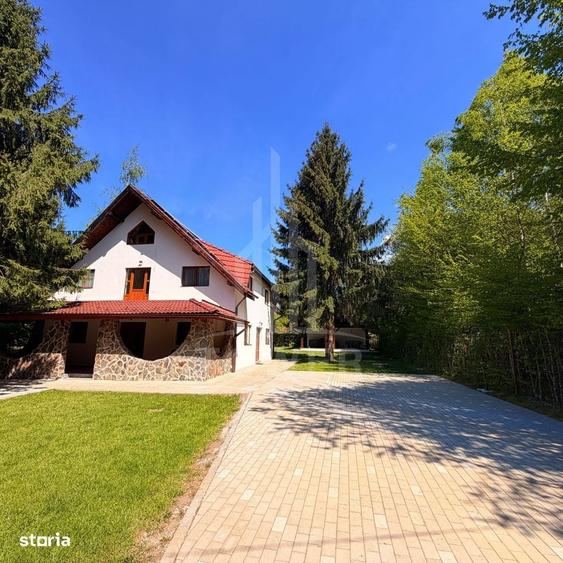 Casă cu 4 camere în Porumbacu de Sus