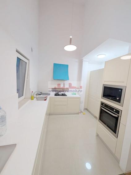 Apartament cu 2 camere decomandat în Băneasa