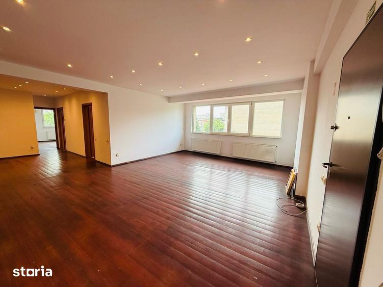 Apartament cu 4 camere în Dorobanți