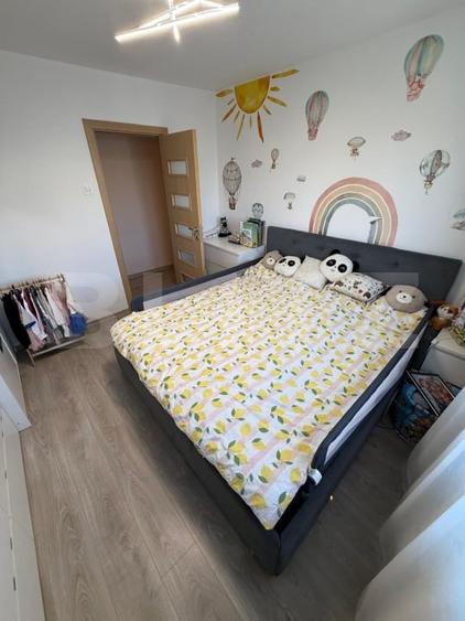 Apartament cu 3 camere decomandat, mobilat în Astra
