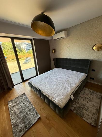 Apartament cu 2 camere decomandat, mobilat în Lacul Tei