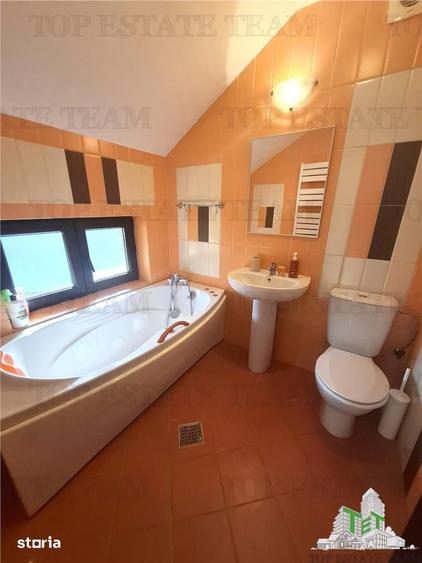 Casă cu 4 camere cu Teren 350 Mp în Corbeanca
