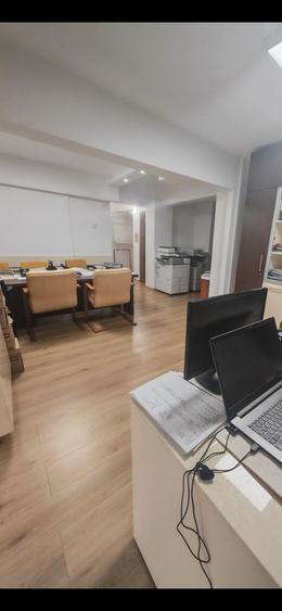 Spațiu comercial, de 84 mp, în Prundu