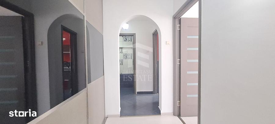Apartament cu 3 camere semidecomandat în Militari