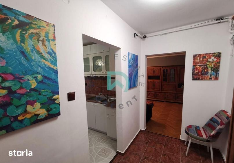 Apartament cu 3 camere decomandat în Griviței