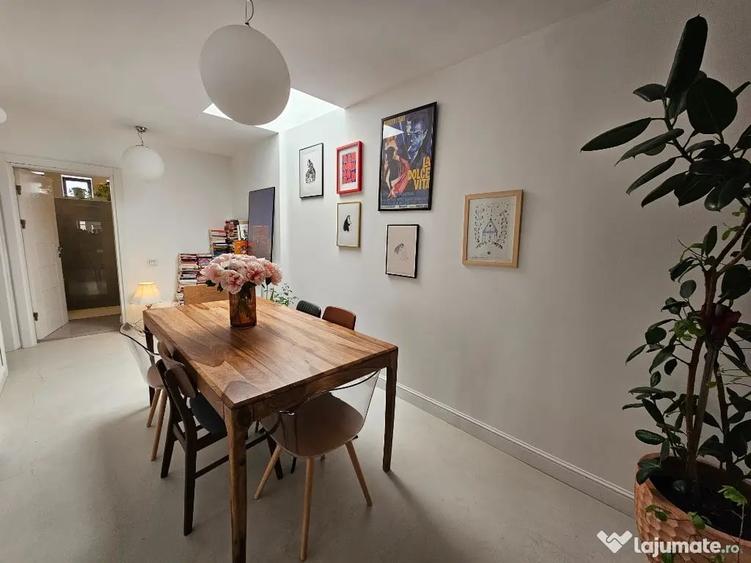 Apartament cu 3 camere semidecomandat, mobilat în Victoriei