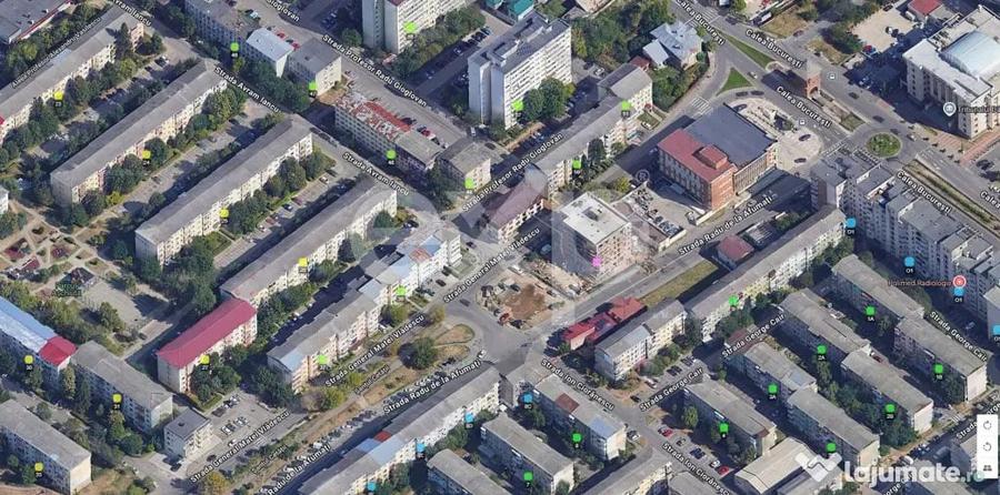 Apartament cu 3 camere decomandat în Micro 11