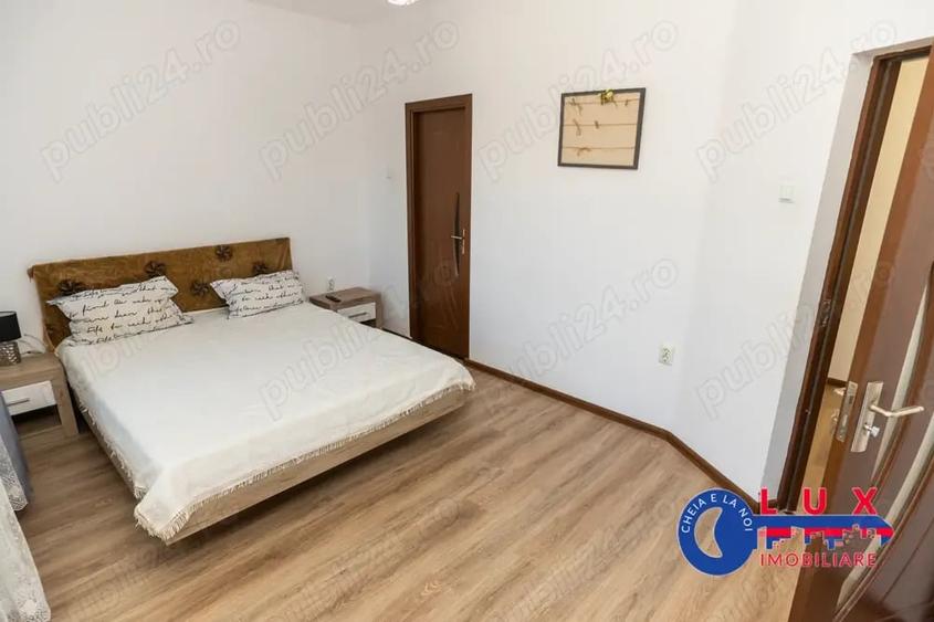 Casă cu Teren 350 Mp în Babadag