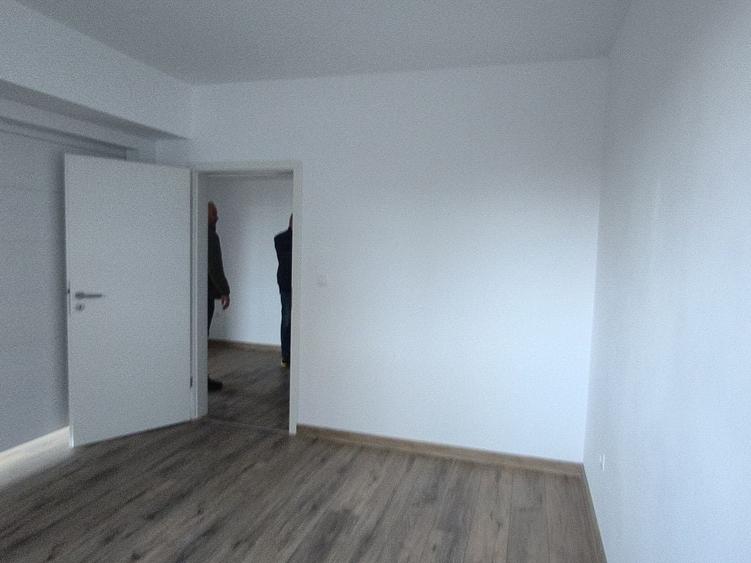 Apartament cu 2 camere decomandat în Avantgarden