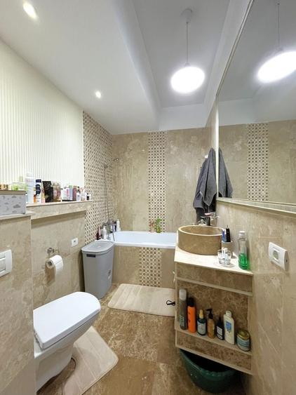 Apartament cu 3 camere semidecomandat, mobilat în Domenii