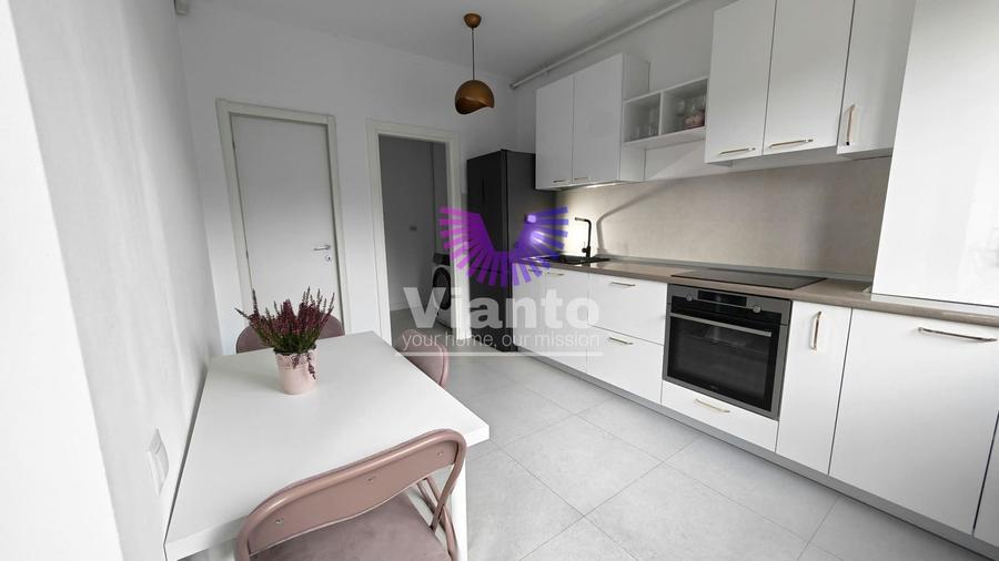 Apartament cu 2 camere semidecomandat, mobilat în Central