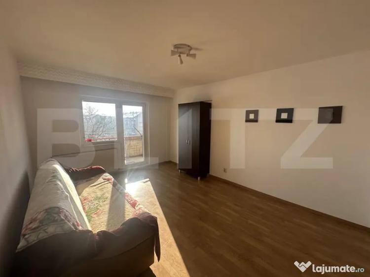 Apartament cu 2 camere decomandat în Carpați 2