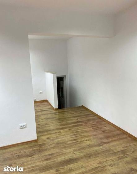 Spațiu comercial, de 41 mp, în Gruia