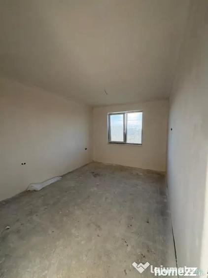 Casă cu 4 camere cu Teren 400 Mp în Săsar