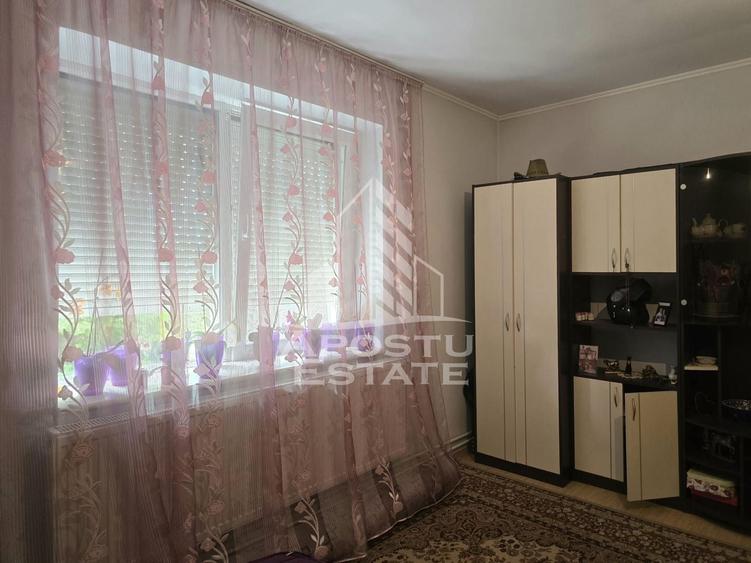 Birou, de 60 mp, în Central