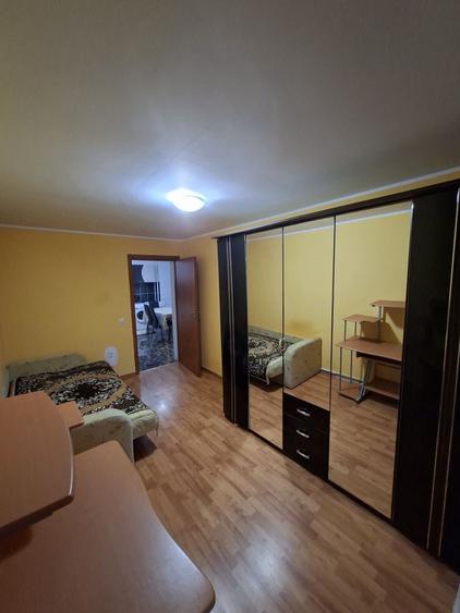 Apartament cu 2 camere decomandat în Cișmea