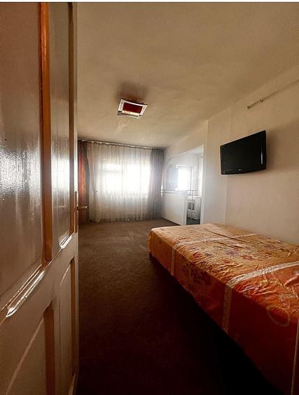 Garsonieră decomandată în Preajba Mare