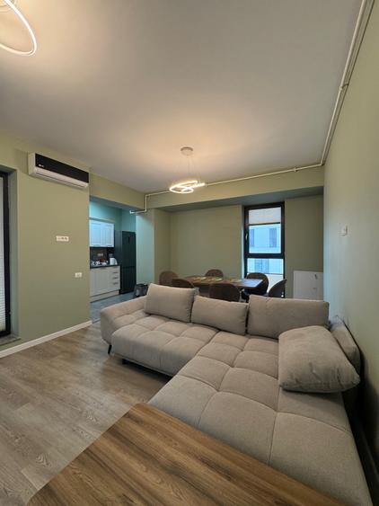 Apartament cu 2 camere decomandat în Universitate