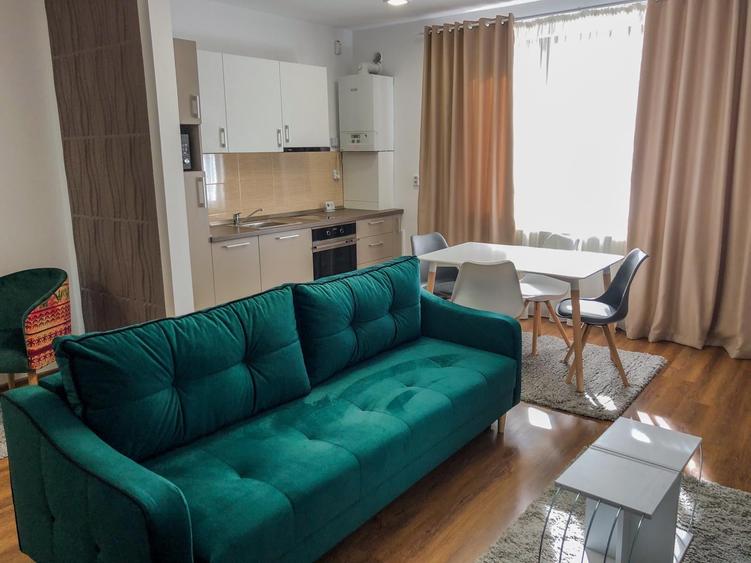 Apartament cu 2 camere decomandat, mobilat în Iris