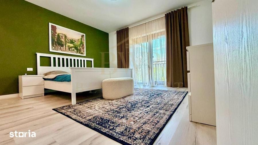 Casă cu 5 camere cu Teren 796 Mp în Peciu Nou