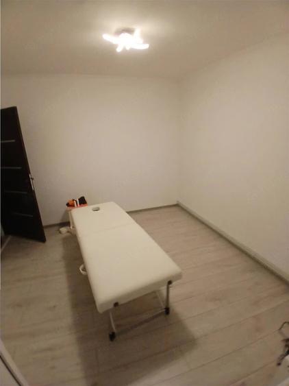 Apartament cu 3 camere decomandat în Lipovei