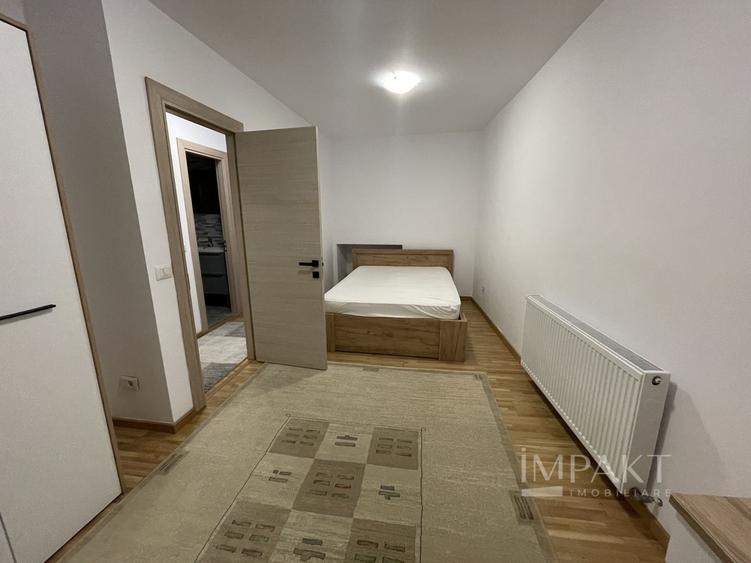 Apartament cu 3 camere semidecomandat, mobilat în Ultracentral