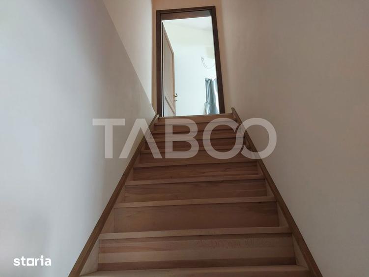 Casă cu 3 camere cu Teren 370 Mp în Central
