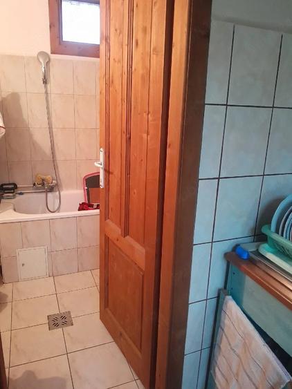 Casă cu 3 camere cu Teren 500 Mp în Bujac
