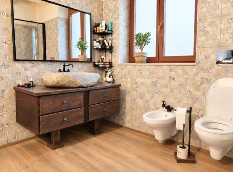 Casă individuală cu 5 camere cu Canalizare în Central