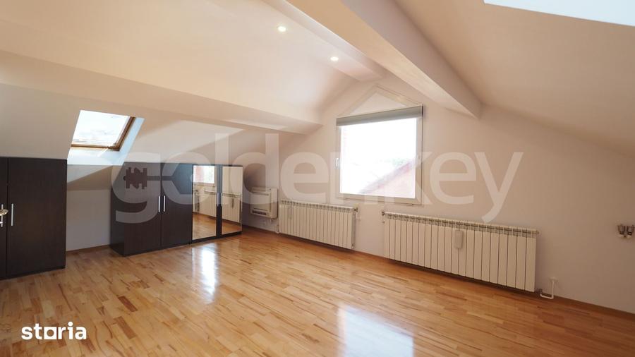Casă cu 6 camere cu Teren 200 Mp în Central