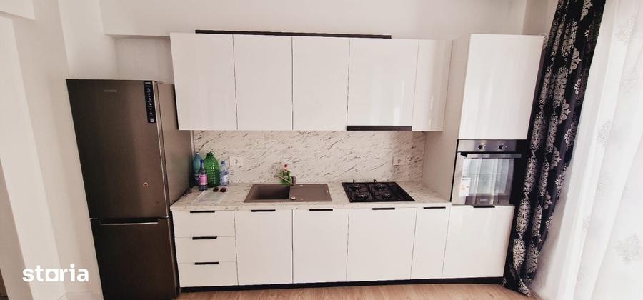 Apartament cu 3 camere în Seleuș