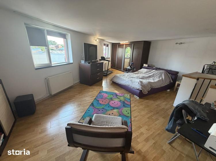 Casă cu 3 camere cu Teren 285 Mp în Dobroești