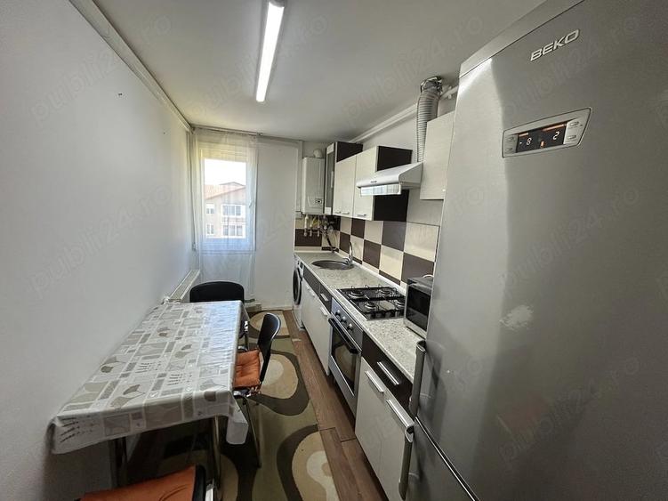 Apartament cu 2 camere decomandat în Florești