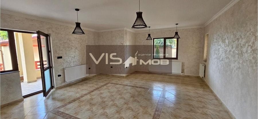 Casă cu 4 camere cu Teren 648 Mp în Central