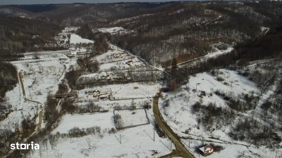 Teren de 500 mp, în Cocu