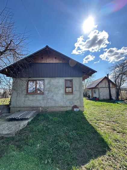 Casă cu 4 camere în Piatra Șoimului