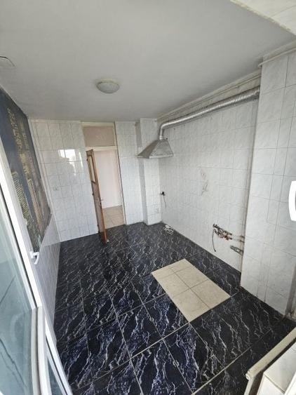 Apartament cu 2 camere decomandat în Tineretului
