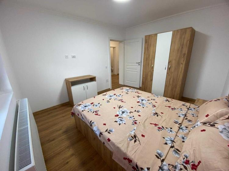 Casă cu 4 camere cu Teren 250 Mp în Central