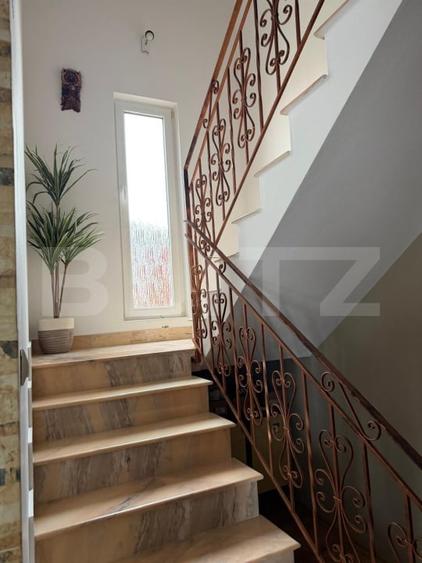 Casă individuală cu 6 camere cu Canalizare în Darova
