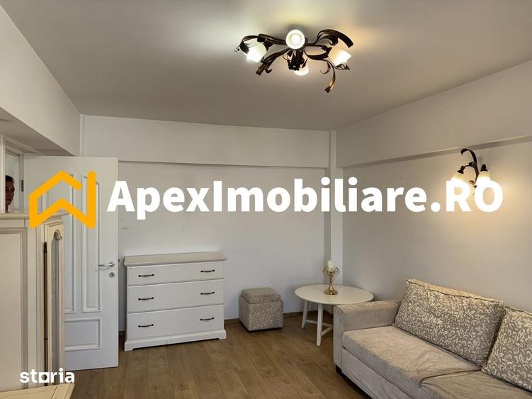 Apartament cu 2 camere decomandat în Centrul Istoric