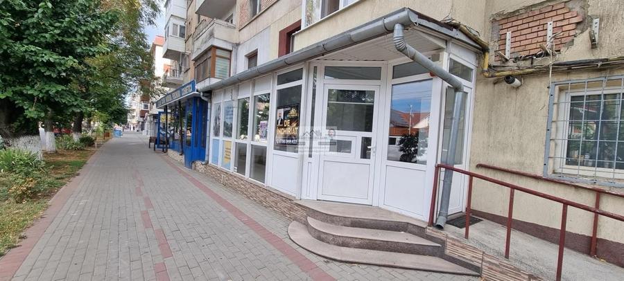 Spațiu comercial, de 100 mp, în Central