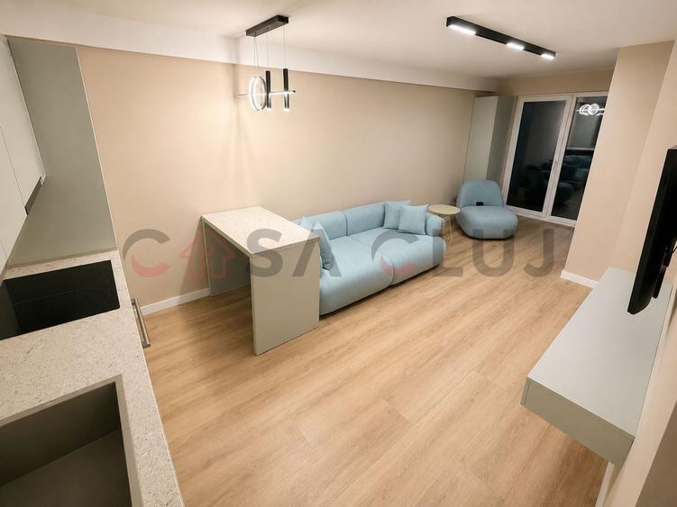 Apartament cu 2 camere semidecomandat, mobilat în Gheorgheni