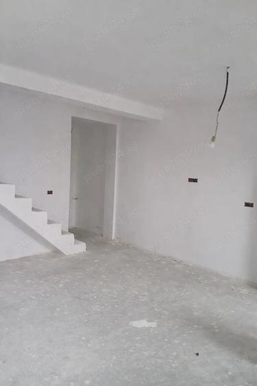 Casă individuală cu 5 camere cu Teren 210 Mp în Bucureștii Noi