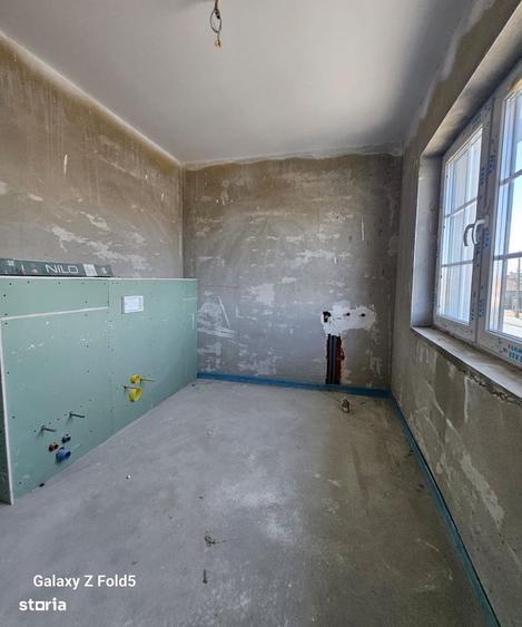 Casă cu 4 camere cu Teren 850 Mp în Nufărul