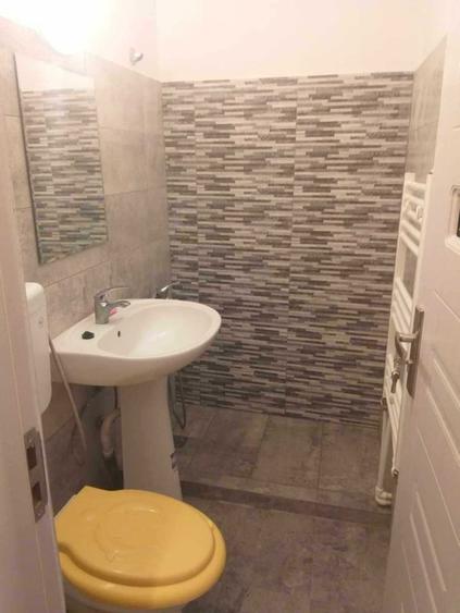 Inchiriez apartament 2 camere - 2