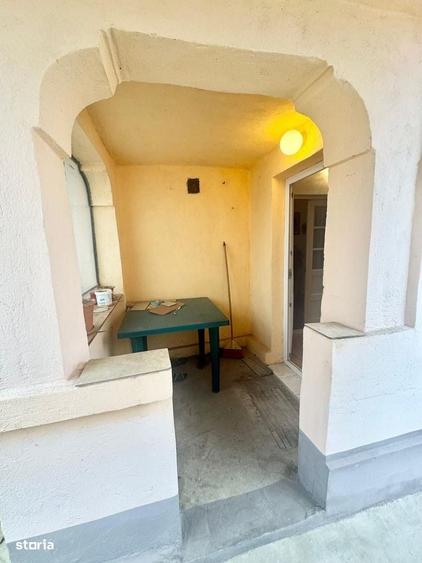 Casă cu 3 camere în Uiești